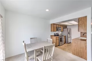 Photo #6: 2770036 Listing 