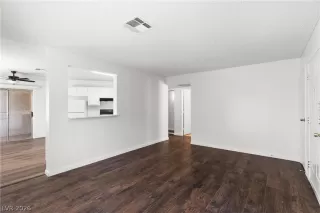 Photo #6: 2770049 Listing 