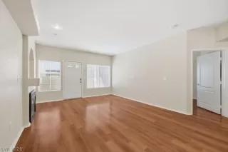 Photo #6: 2770066 Listing