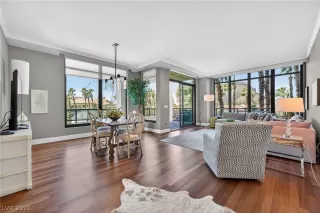 Photo #1: 2770072 Listing 