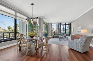 Photo #2: 2770072 Listing 