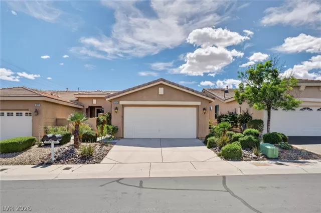 MLS: 2770097 Condo For Sale