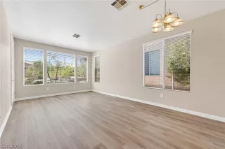 Photo #5: 2770097 Listing 