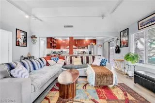 Photo #6: 2770174 Listing