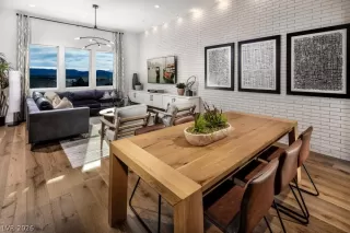 Photo #2: 2770193 Listing