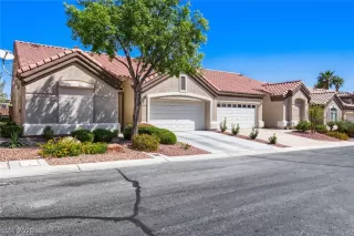 Photo #1: 2770194 Listing