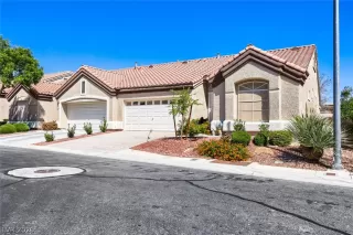 Photo #2: 2770194 Listing