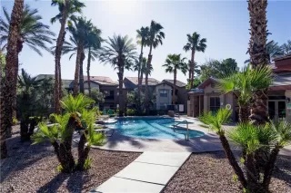 Photo #2: 2770195 Listing 