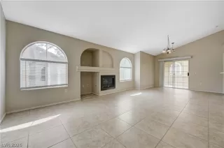 Photo #5: 2770204 Listing 