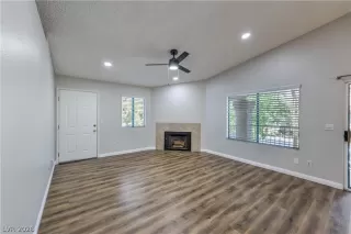 Photo #4: 2770233 Listing 