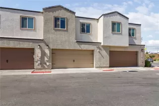 Photo #3: 2770235 Listing