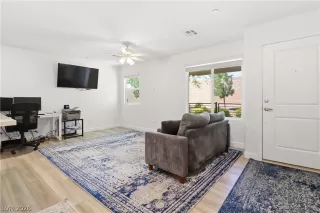 Photo #5: 2770235 Listing