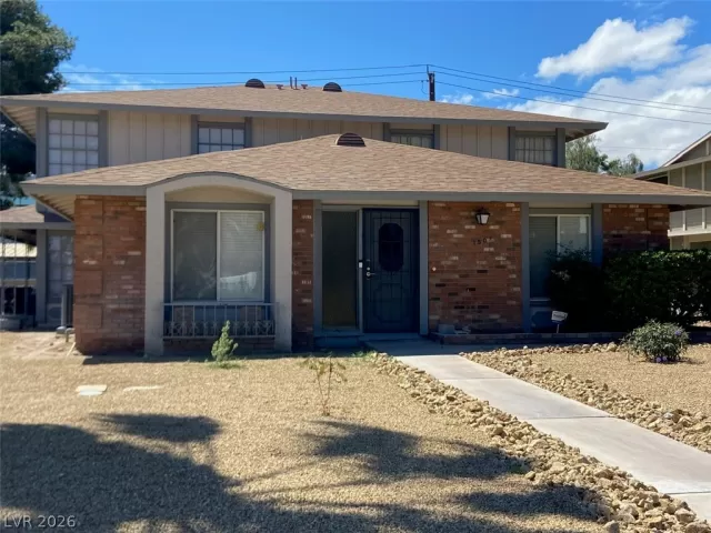 MLS: 2770252 Condo For Sale