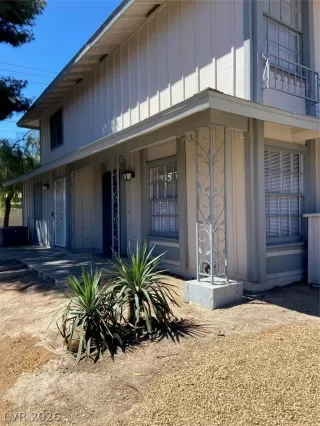 Photo #2: 2770252 Listing 