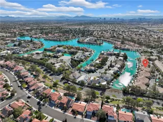 Photo #5: 2770306 Listing