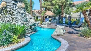 Photo #5: 2770322 Listing