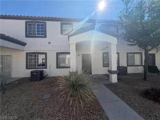 Photo #1: 2770366 Listing