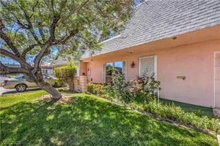 Photo #3: 2770369 Listing 