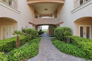 Photo #3: 2770403 Listing 