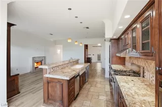 Photo #5: 2770403 Listing 