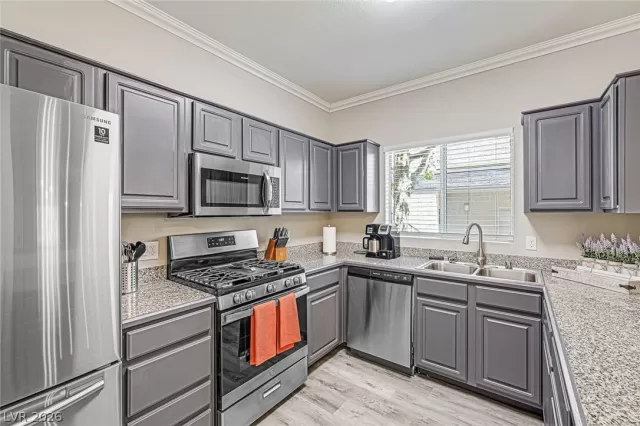 MLS: 2770414 Condo For Sale