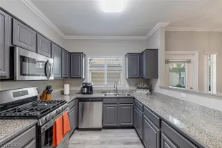 Photo #1: 2770414 Listing 