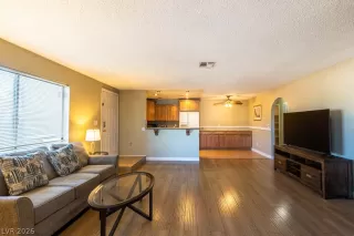 Photo #3: 2770465 Listing 