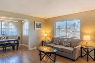 Photo #5: 2770465 Listing 