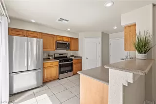 Photo #2: 2770509 Listing 