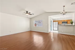 Photo #6: 2770509 Listing 