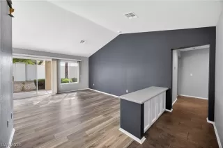 Photo #4: 2770544 Listing 