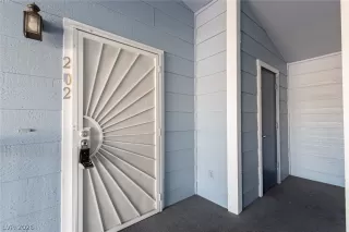 Photo #1: 2770556 Listing 