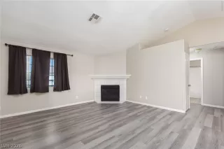 Photo #3: 2770556 Listing 