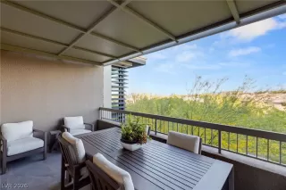 Photo #6: 2770632 Listing