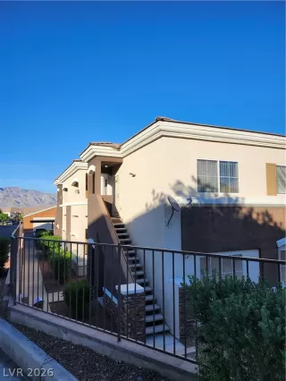 Photo #2: 2770635 Listing