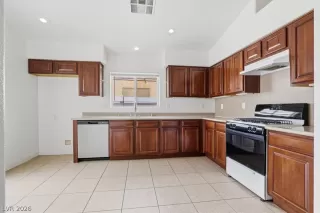 Photo #5: 2770649 Listing 