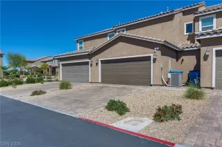 Photo #1: 2770654 Listing 