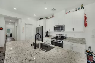 Photo #6: 2770665 Listing 