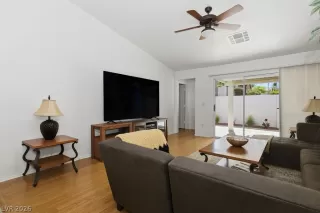 Photo #3: 2770668 Listing 