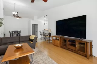 Photo #4: 2770668 Listing 