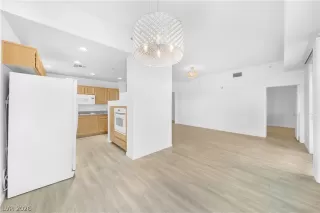 Photo #5: 2770747 Listing