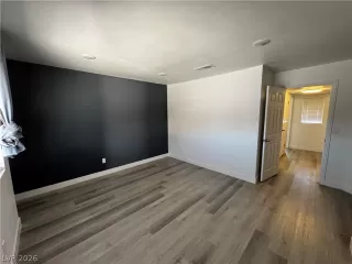 Photo #4: 2770767 Listing 