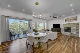 Photo #4: 2770806 Listing