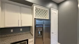 Photo #3: 2770814 Listing 