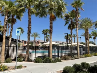 Photo #2: 2770828 Listing 