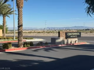 Photo #3: 2770830 Listing 