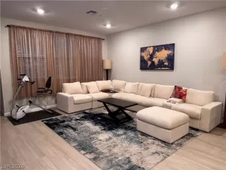 Photo #4: 2770847 Listing 