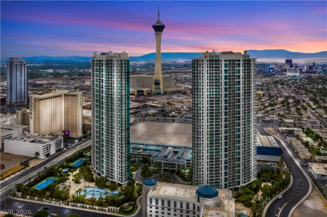 MLS: 2770851 Condo For Sale