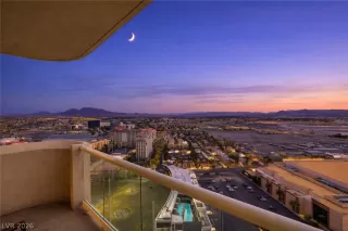 Photo #1: 2770894 Listing 