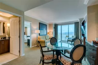 Photo #4: 2770894 Listing 